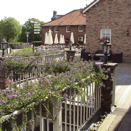 Отель Recreatieboerderij Tergracht Эпен Экстерьер фото